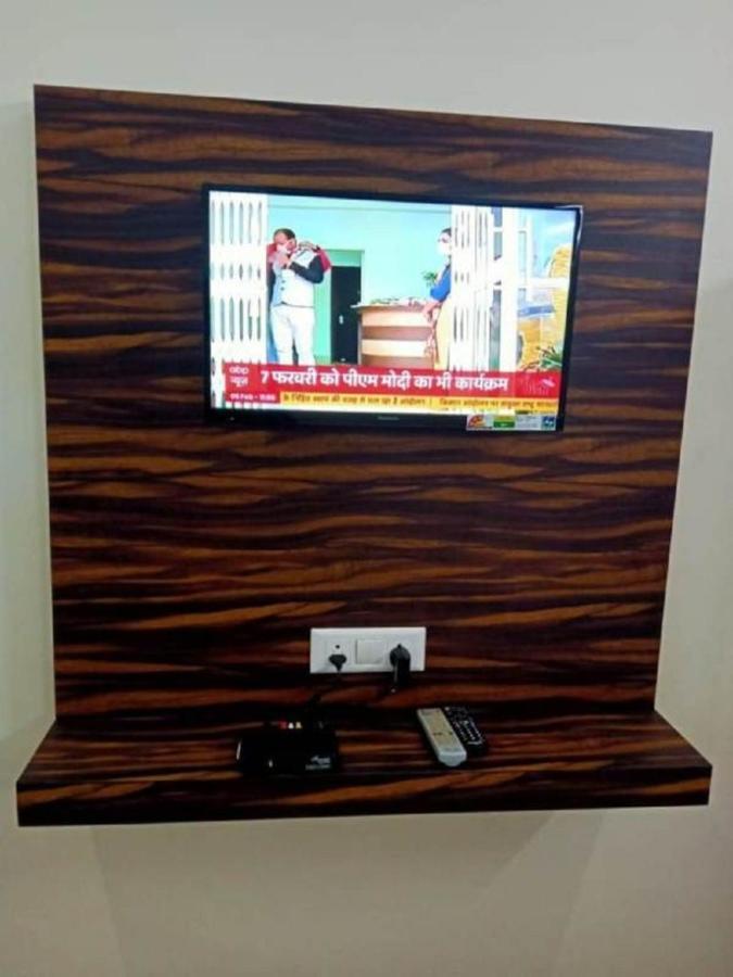 Hotel The Ideal Kushinagar 외부 사진