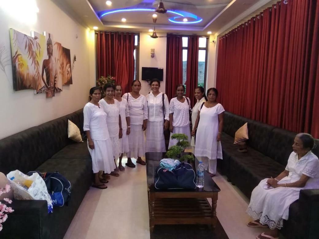 Hotel The Ideal Kushinagar 외부 사진